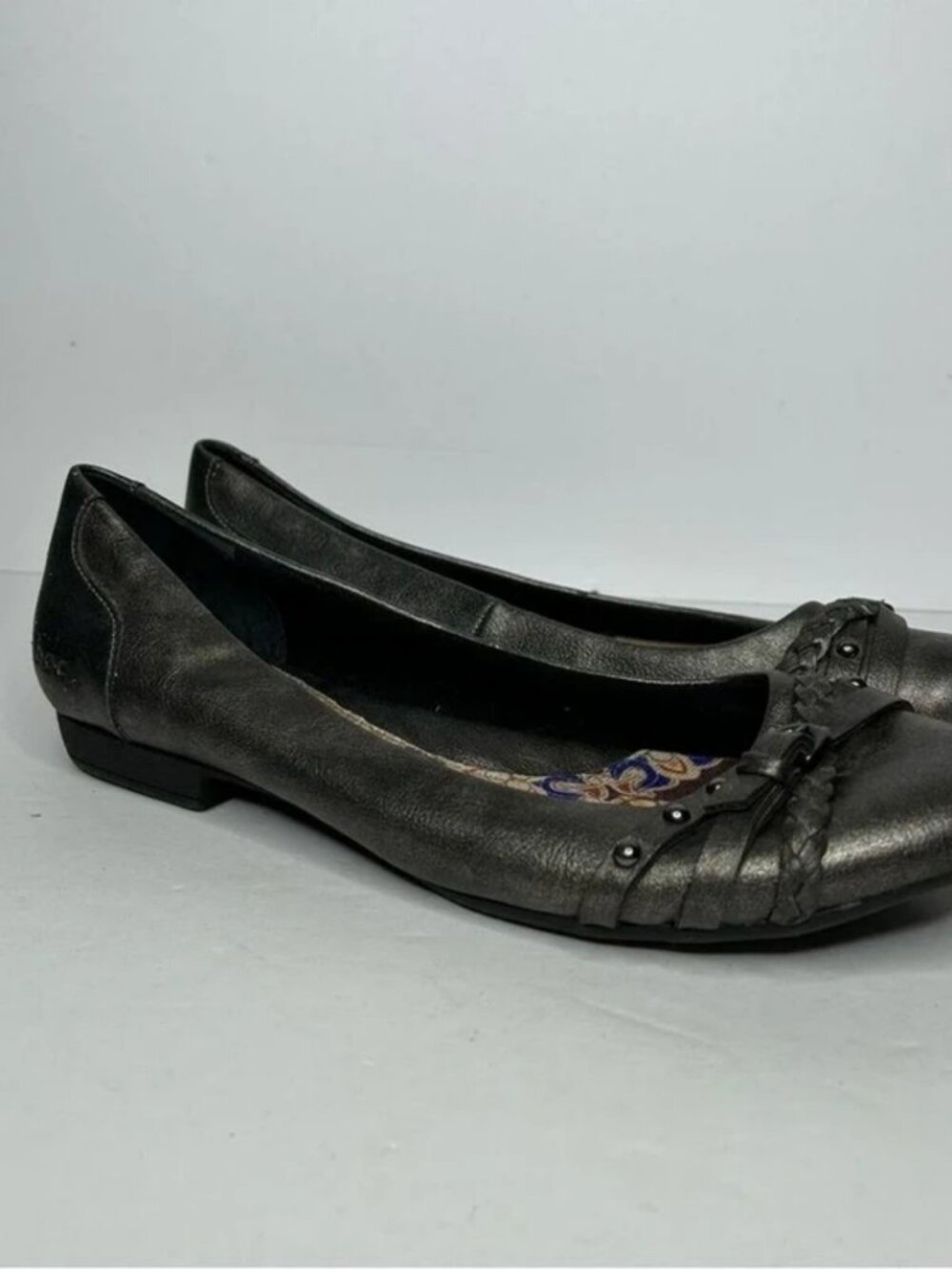 B.O.C Born Grey metallic flats ballet shoes 10